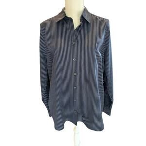New Women's George Button Down Shirt.  Size XL 16-18